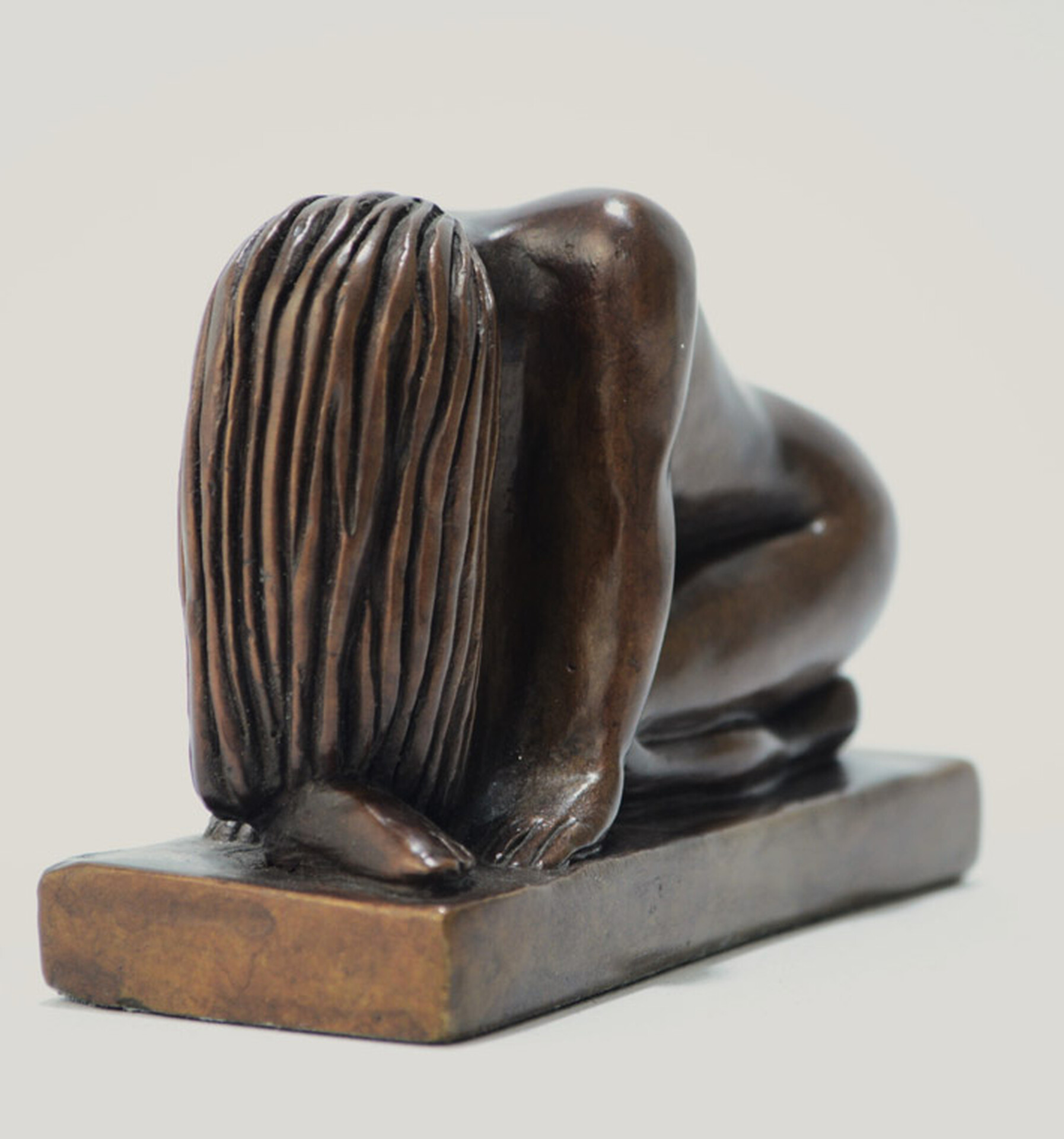 Bronze Weeping Lady