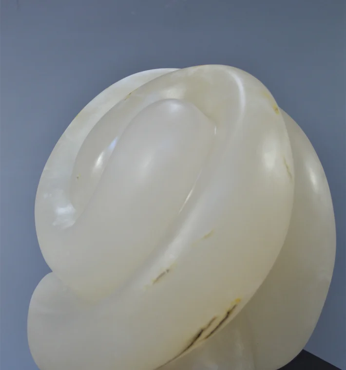 Entwined Alabaster